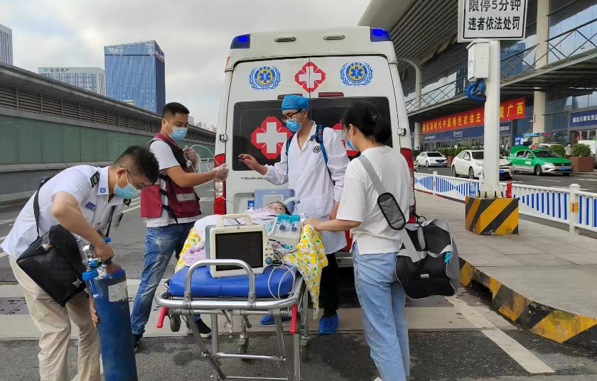 德阳救护车出租公司